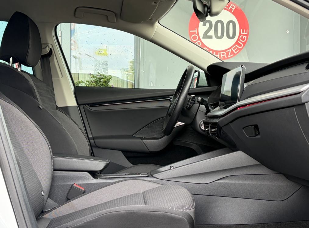 SKODA Octavia Combi 2.0 TDi Ambition 4x4-image-7