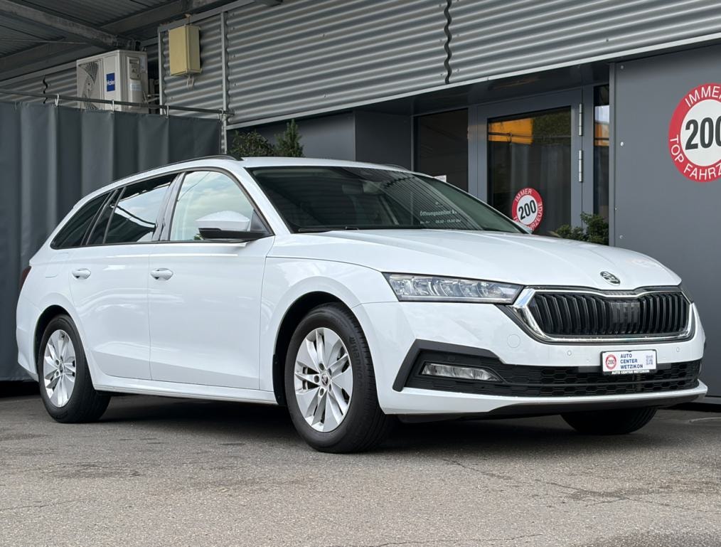 SKODA Octavia Combi 2.0 TDi Ambition 4x4-image-1