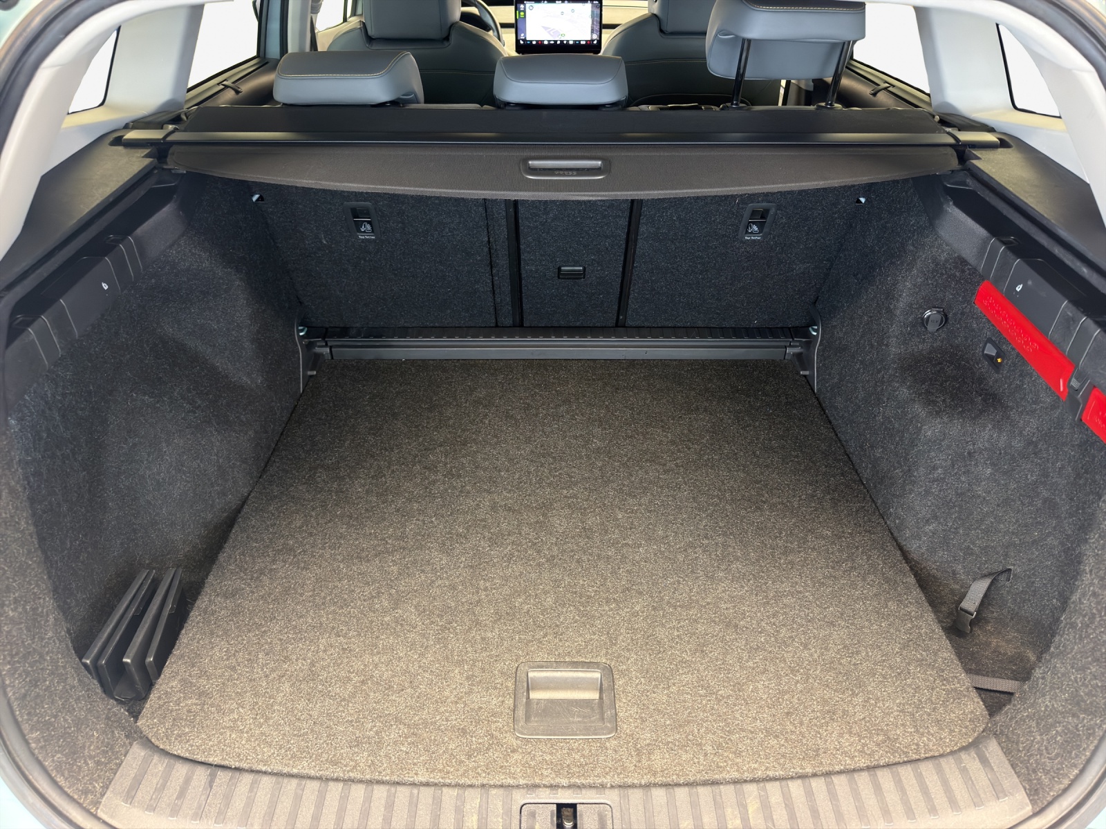 SKODA Enyaq iV 80-image-12