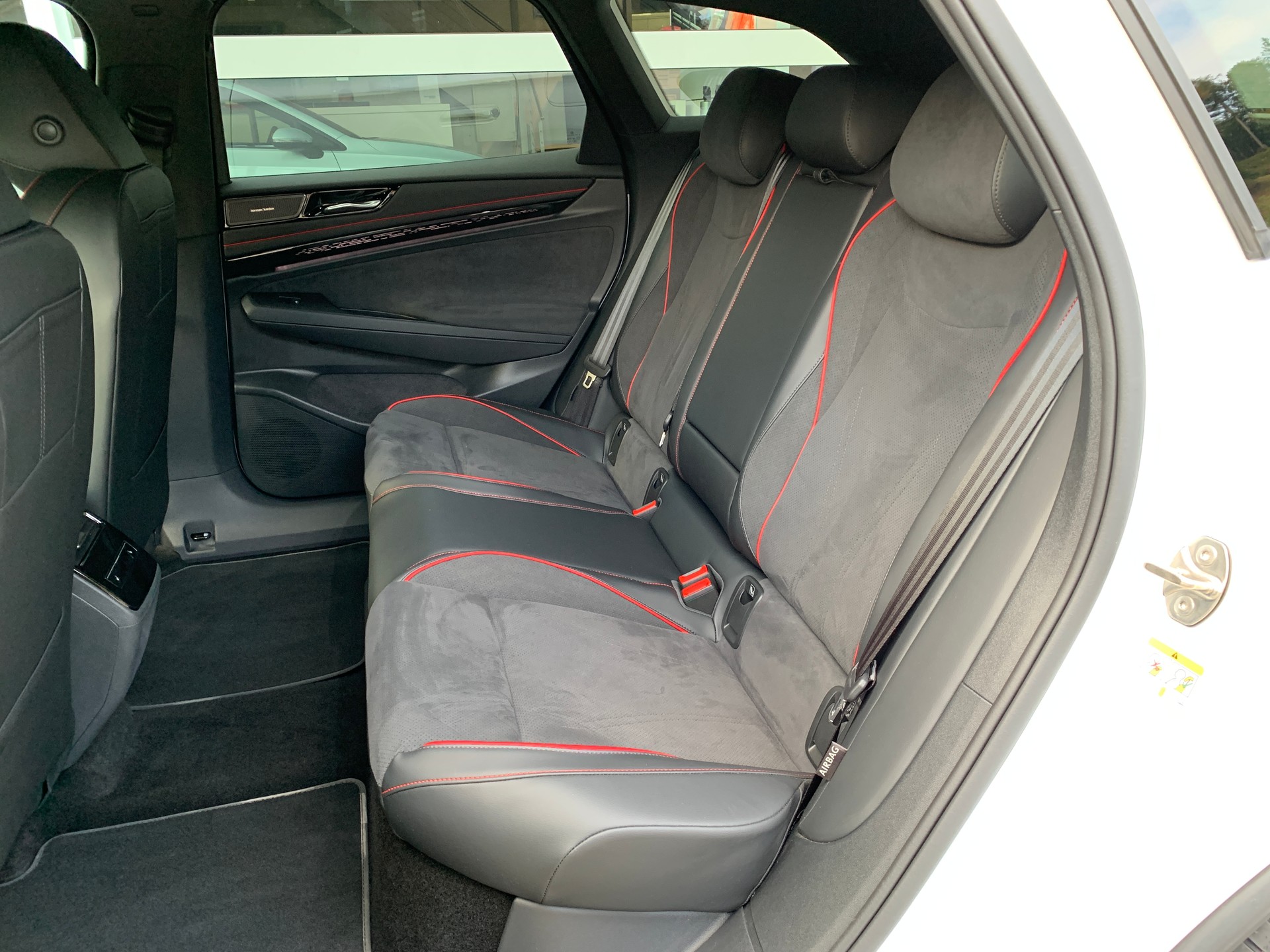 VW ID.7 Tourer GTX 86 kWh GTX United 4 Motion-image-19