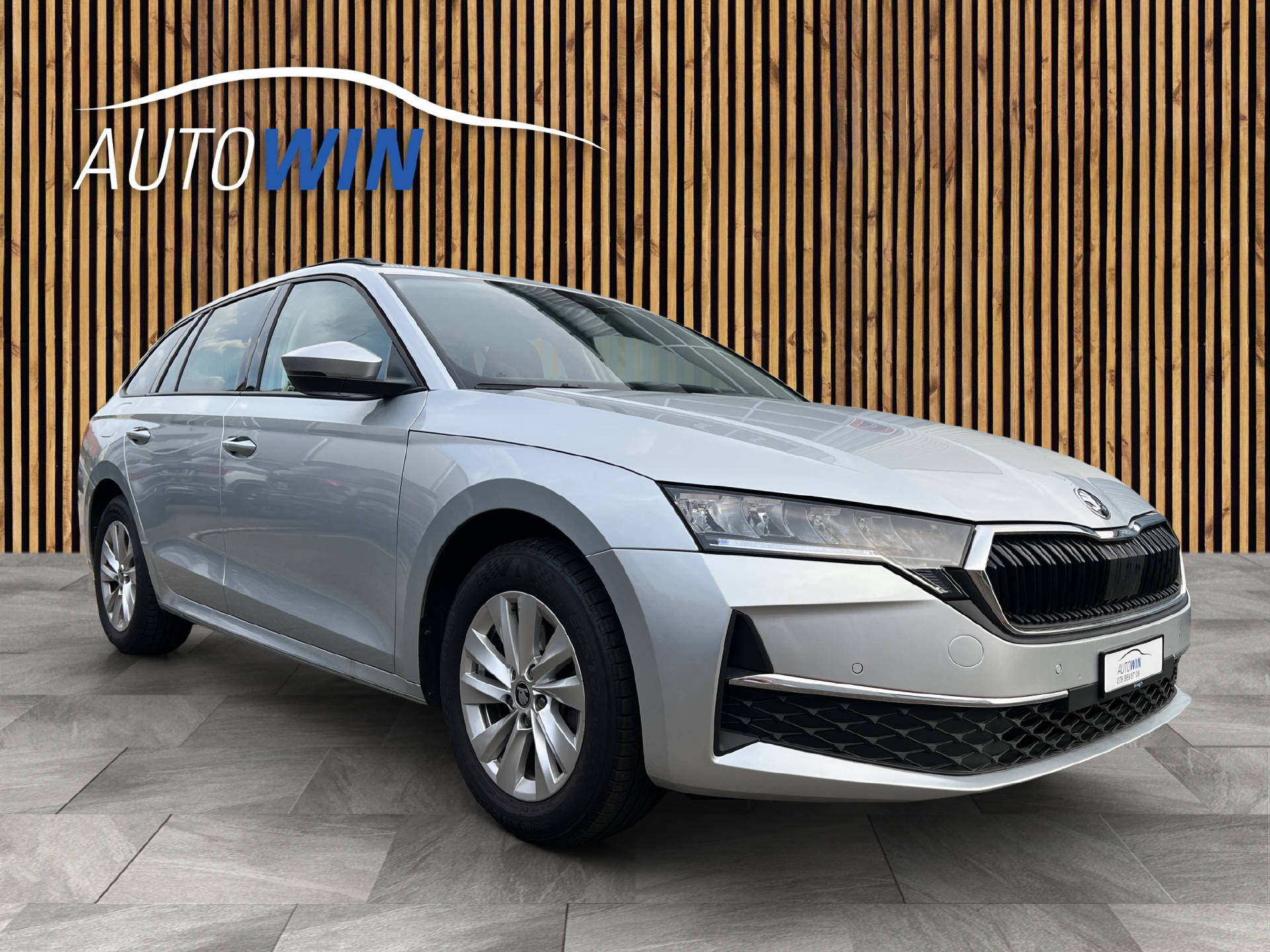 SKODA Octavia Combi 2.0 TDI 150 Selection DSG-image-6