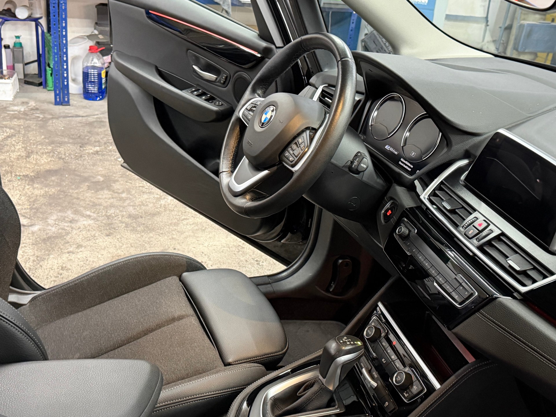 BMW 225xe iPerformance Active Tourer Sport Line Steptronic-image-14
