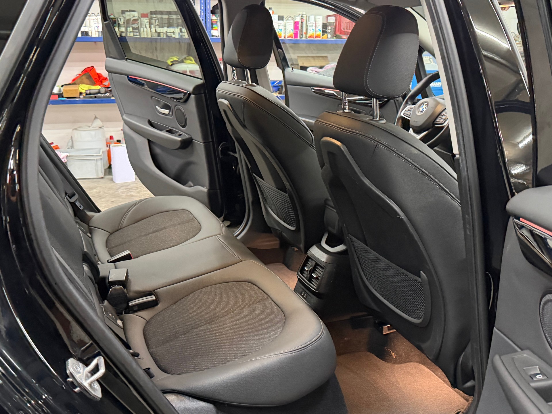 BMW 225xe iPerformance Active Tourer Sport Line Steptronic-image-12