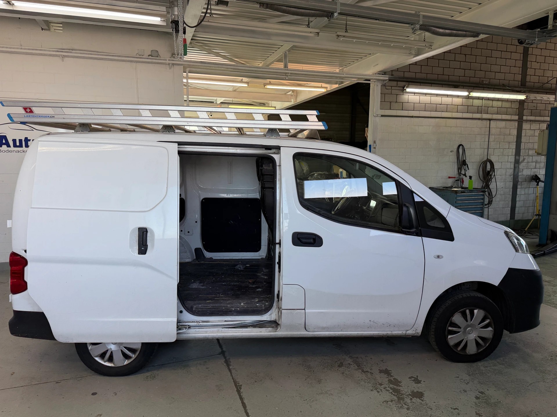 NISSAN NV200 1.5 dCi 90 Comfort Euro 6 | Zahnriemen ers. | Klima | Navi | RF-Kamera-image-7