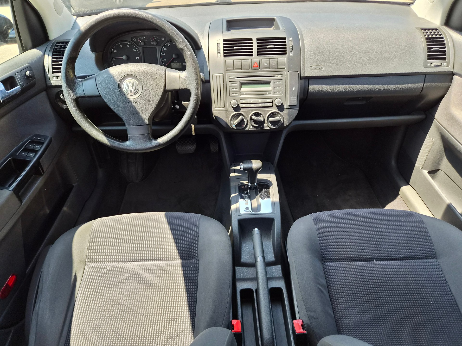 VW Polo 1.4 16V Comfortline-image-6