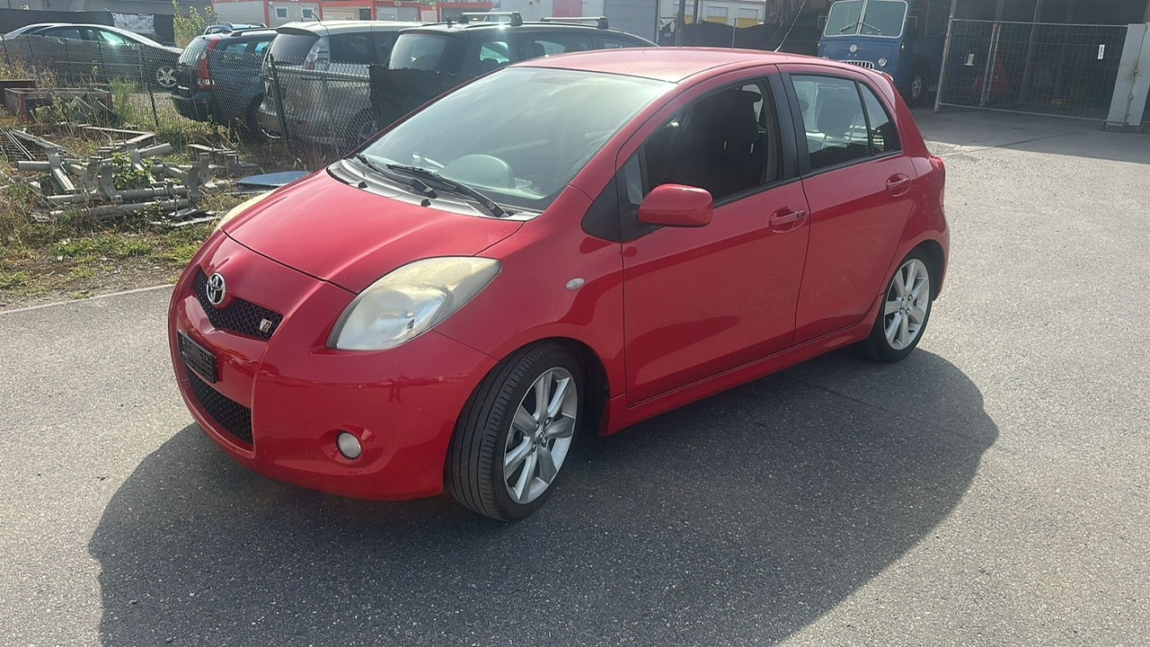 TOYOTA Yaris 1.8 TS-image-1