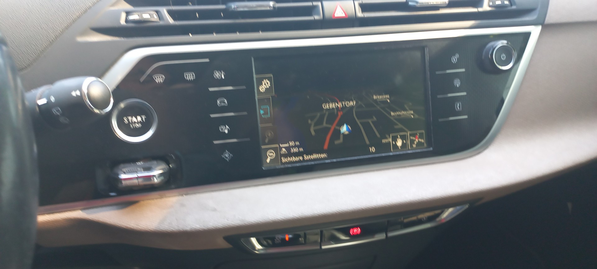 CITROEN C4 Picasso 1.6i 16V THP Exclusive-image-15