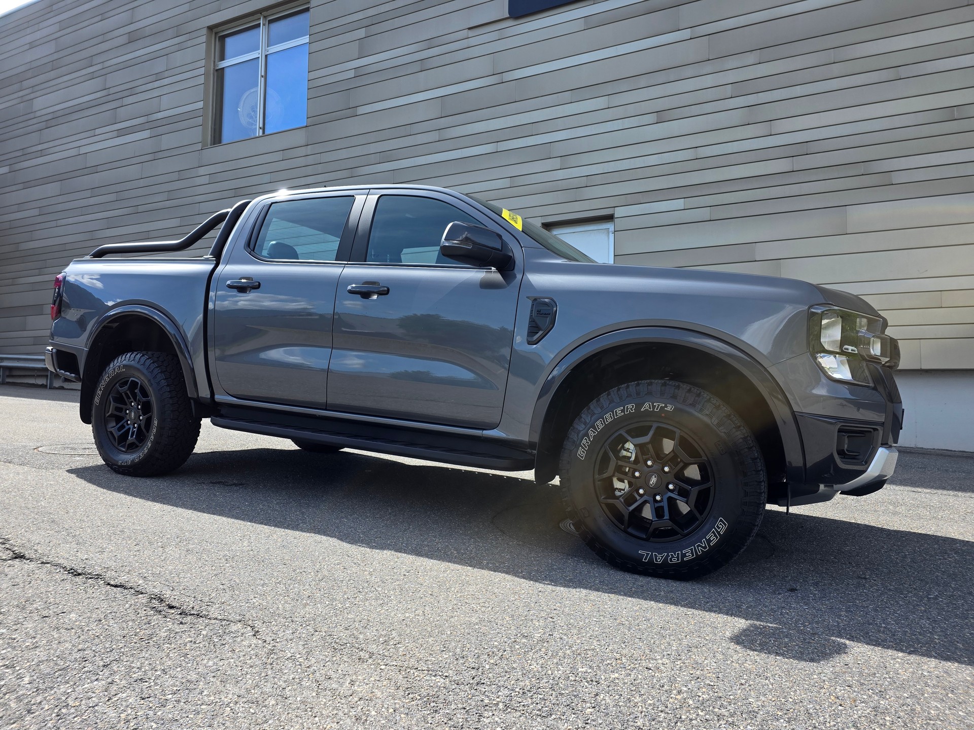 FORD TREMOR 2.0 Eco Blue 4x4 Automat-image-6