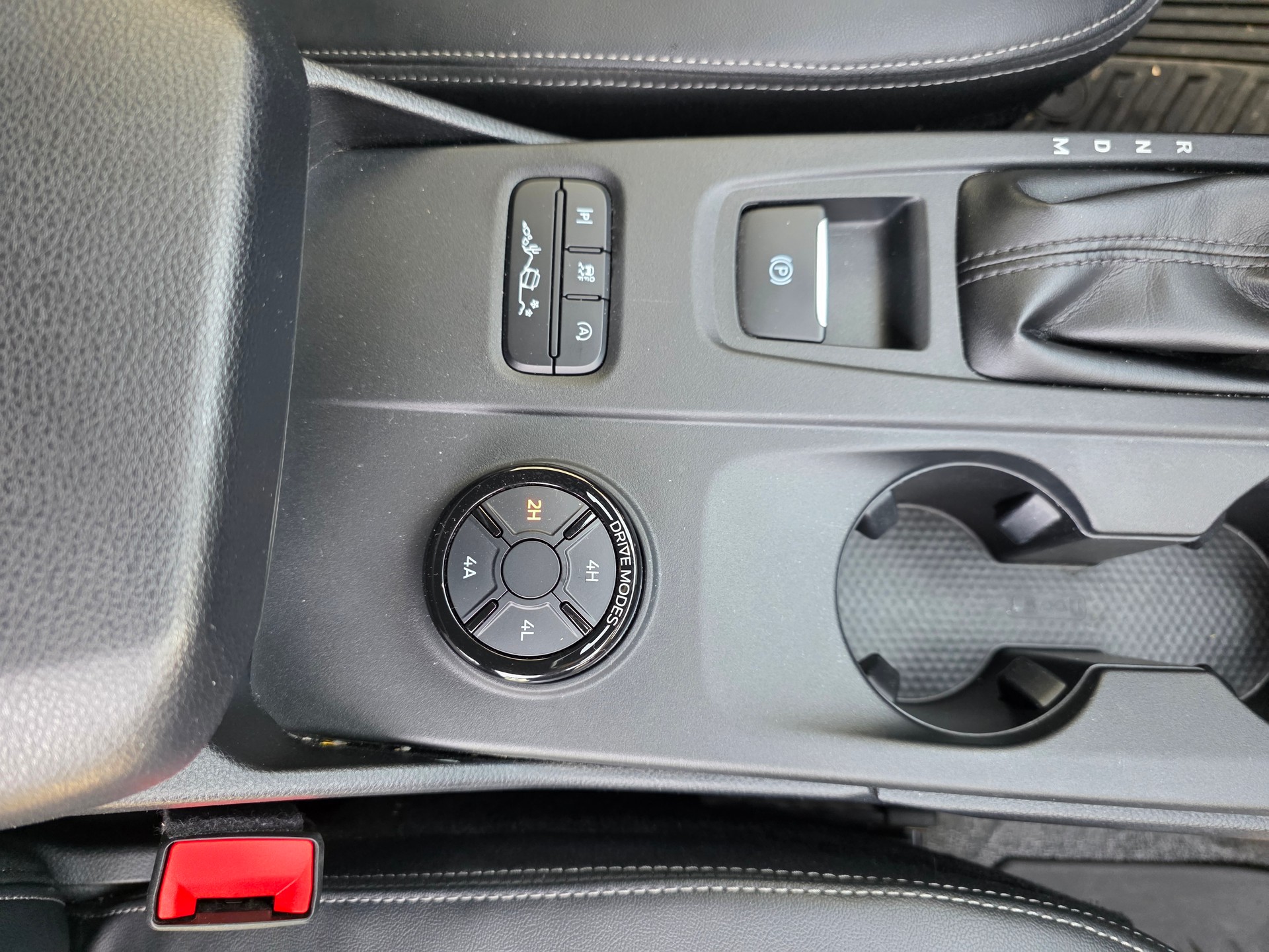 FORD TREMOR 2.0 Eco Blue 4x4 Automat-image-26