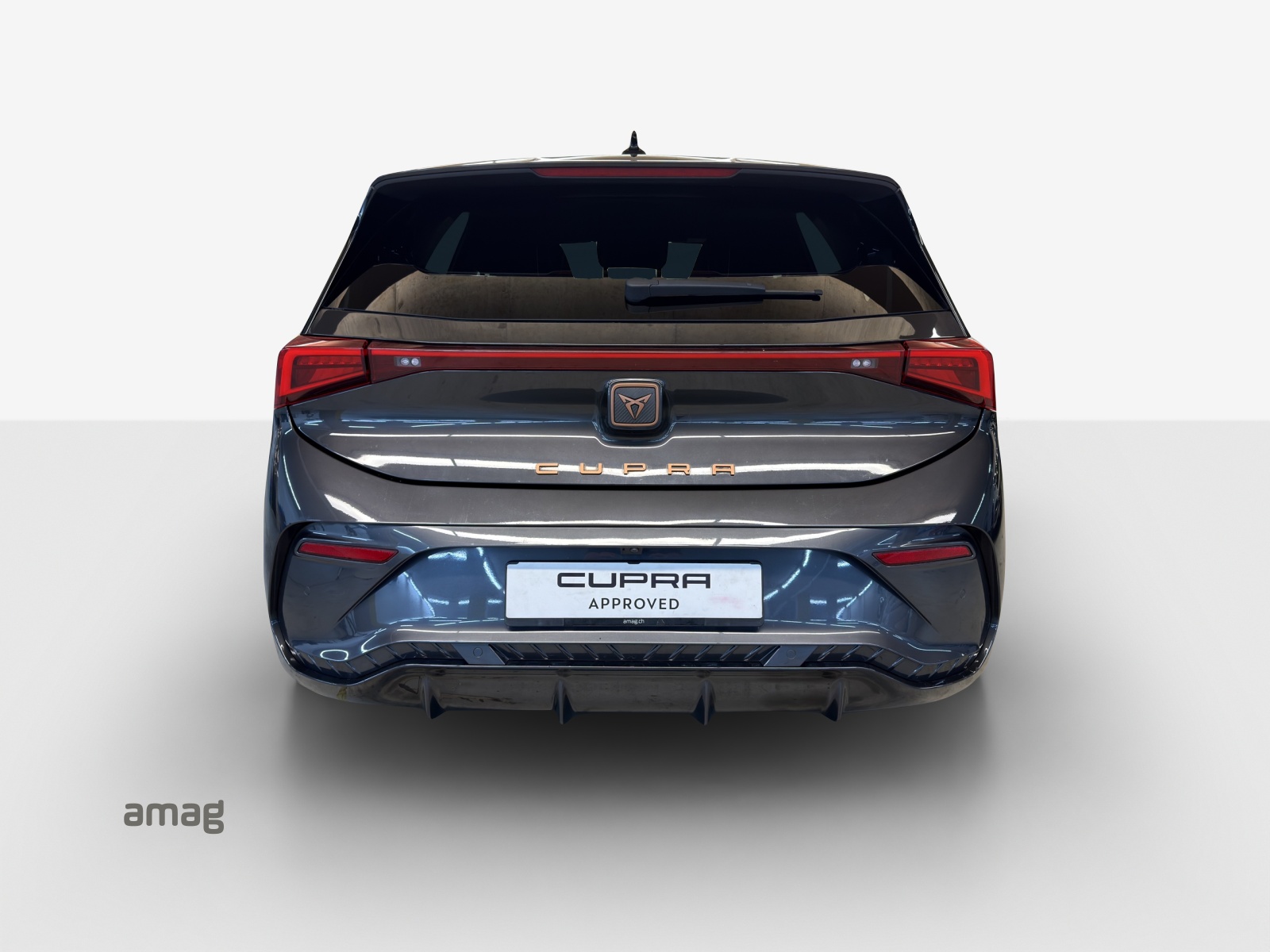 CUPRA Born 58 kWh-showroom-element-3
