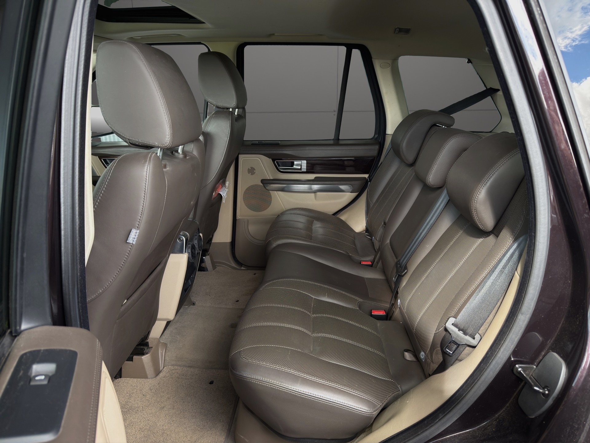 LAND ROVER Range Rover Sport 3.0 TDV6 HSE Automatic-image-7