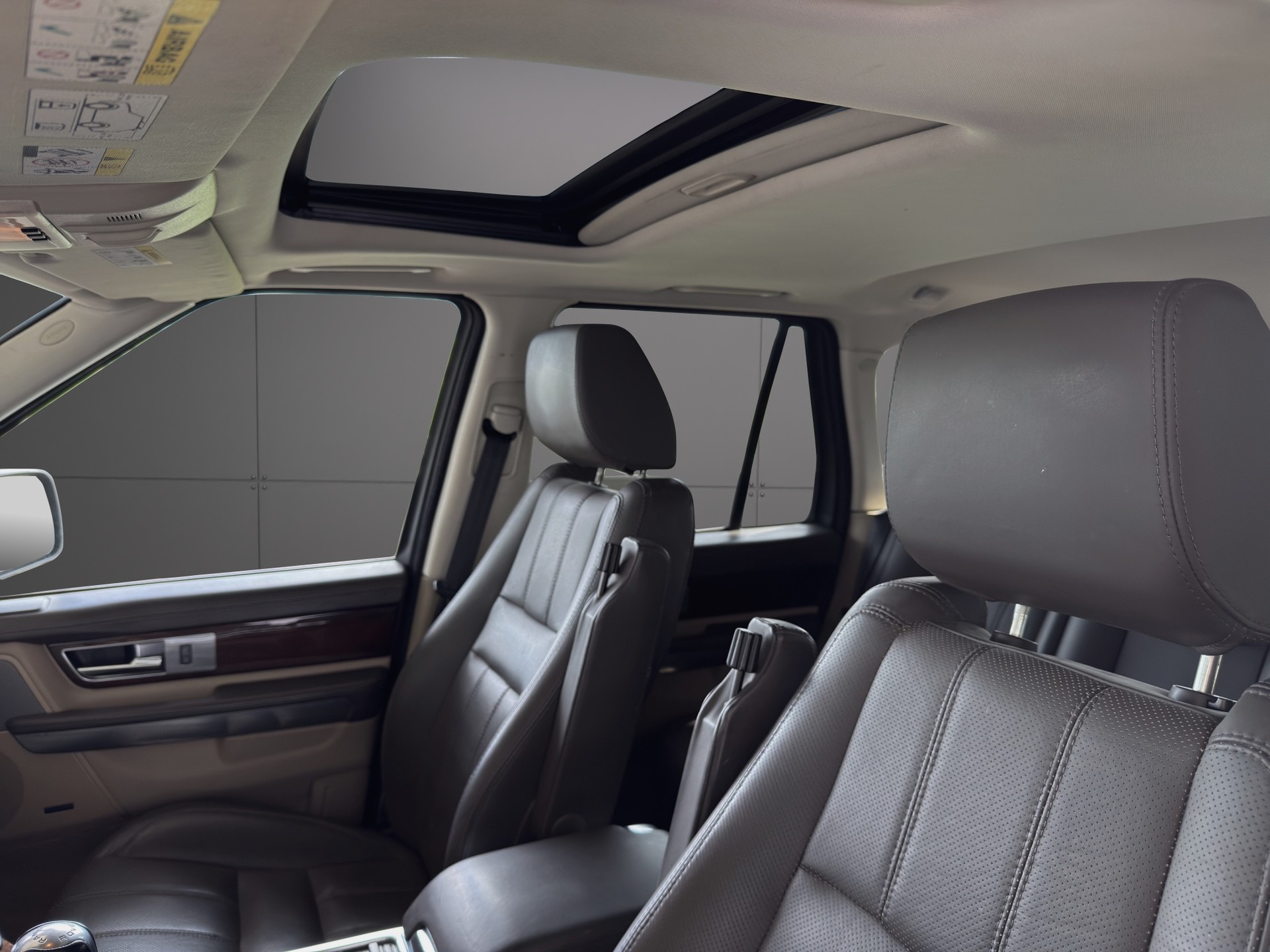 LAND ROVER Range Rover Sport 3.0 TDV6 HSE Automatic-image-8