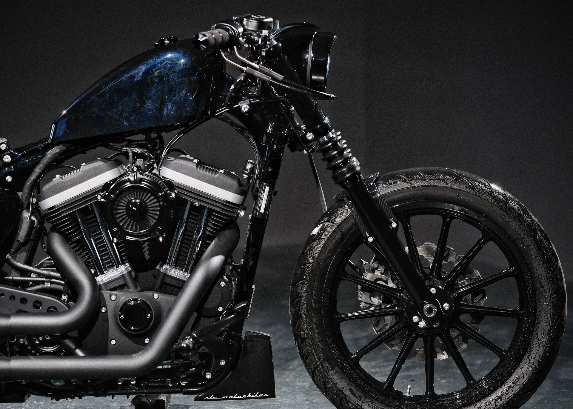 HARLEY-DAVIDSON XL 883 N Sportster Iron-image-7