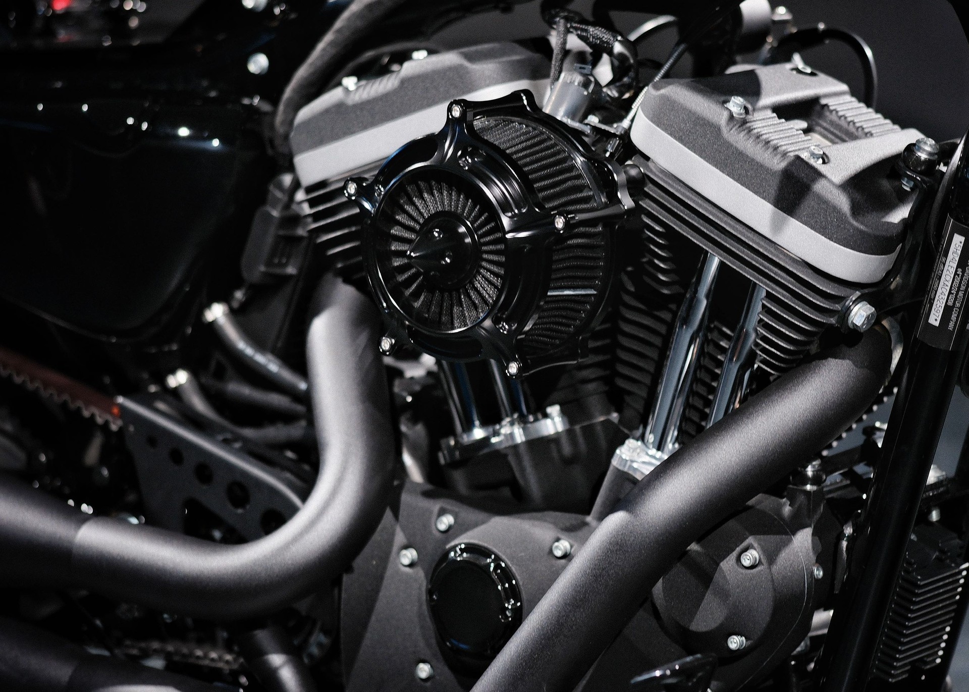 HARLEY-DAVIDSON XL 883 N Sportster Iron-image-9