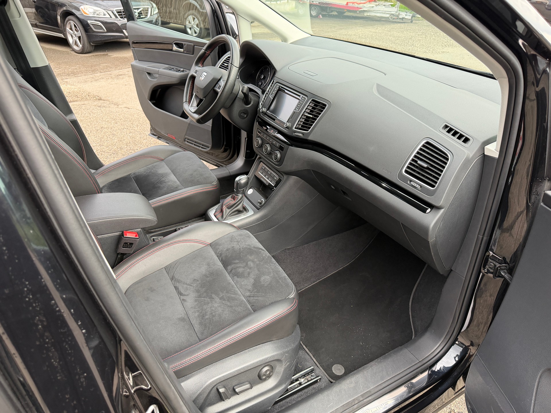 SEAT Alhambra 2.0 TDI Hola FR 4Drive-image-9