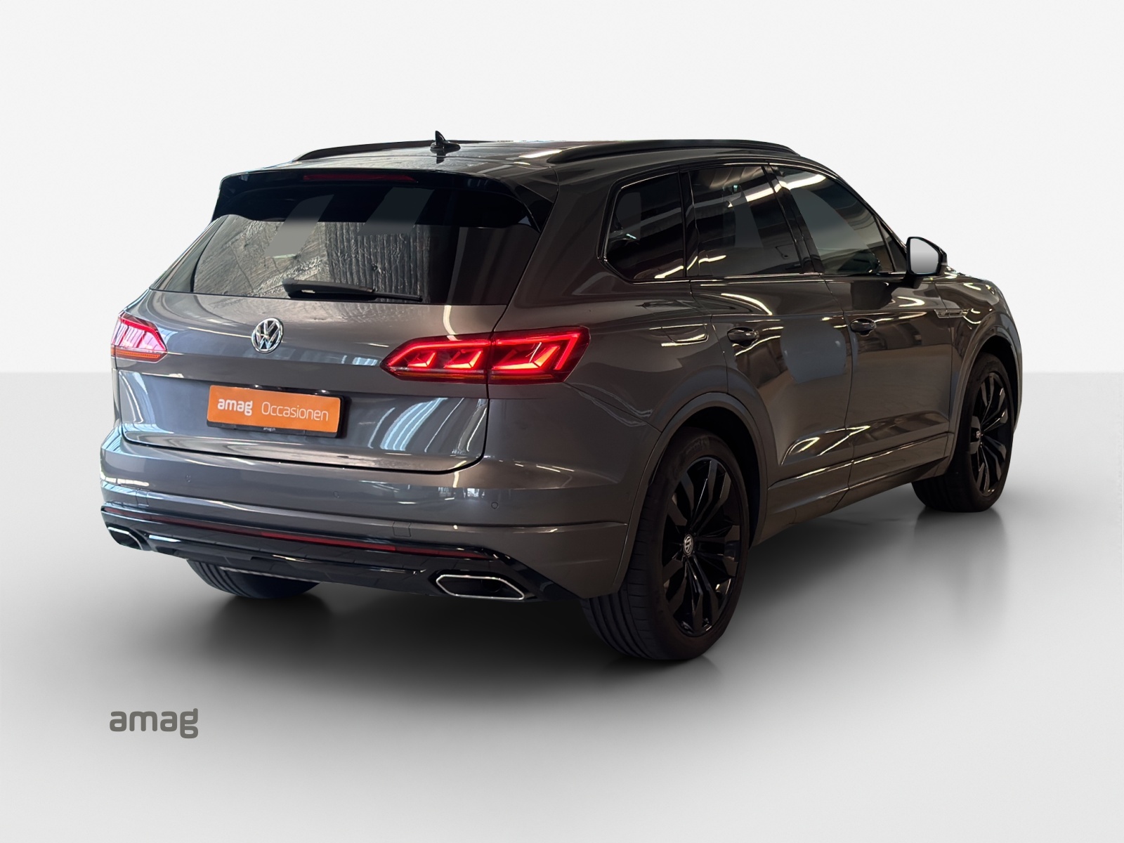 VW Touareg 3.0 TDI R Line Tiptronic-image-4
