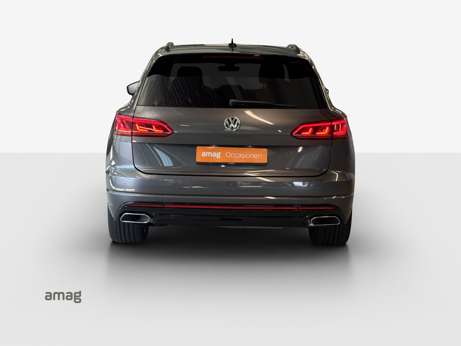 VW Touareg 3.0 TDI R Line Tiptronic-image-3