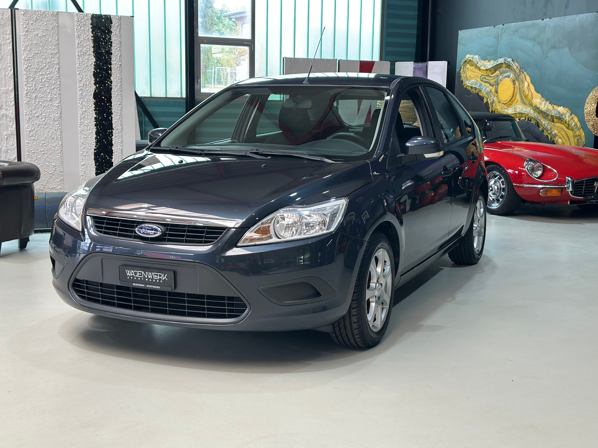 FORD Focus 2.0i Titanium Automatic-image-2