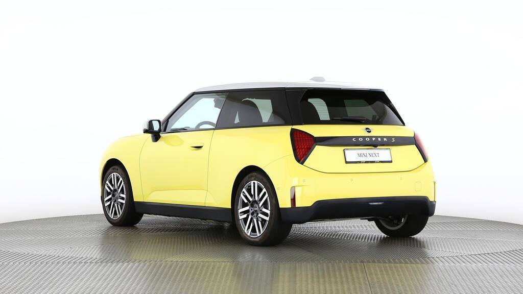 MINI Cooper SE-image-3