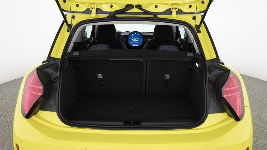 MINI Cooper SE-image-19
