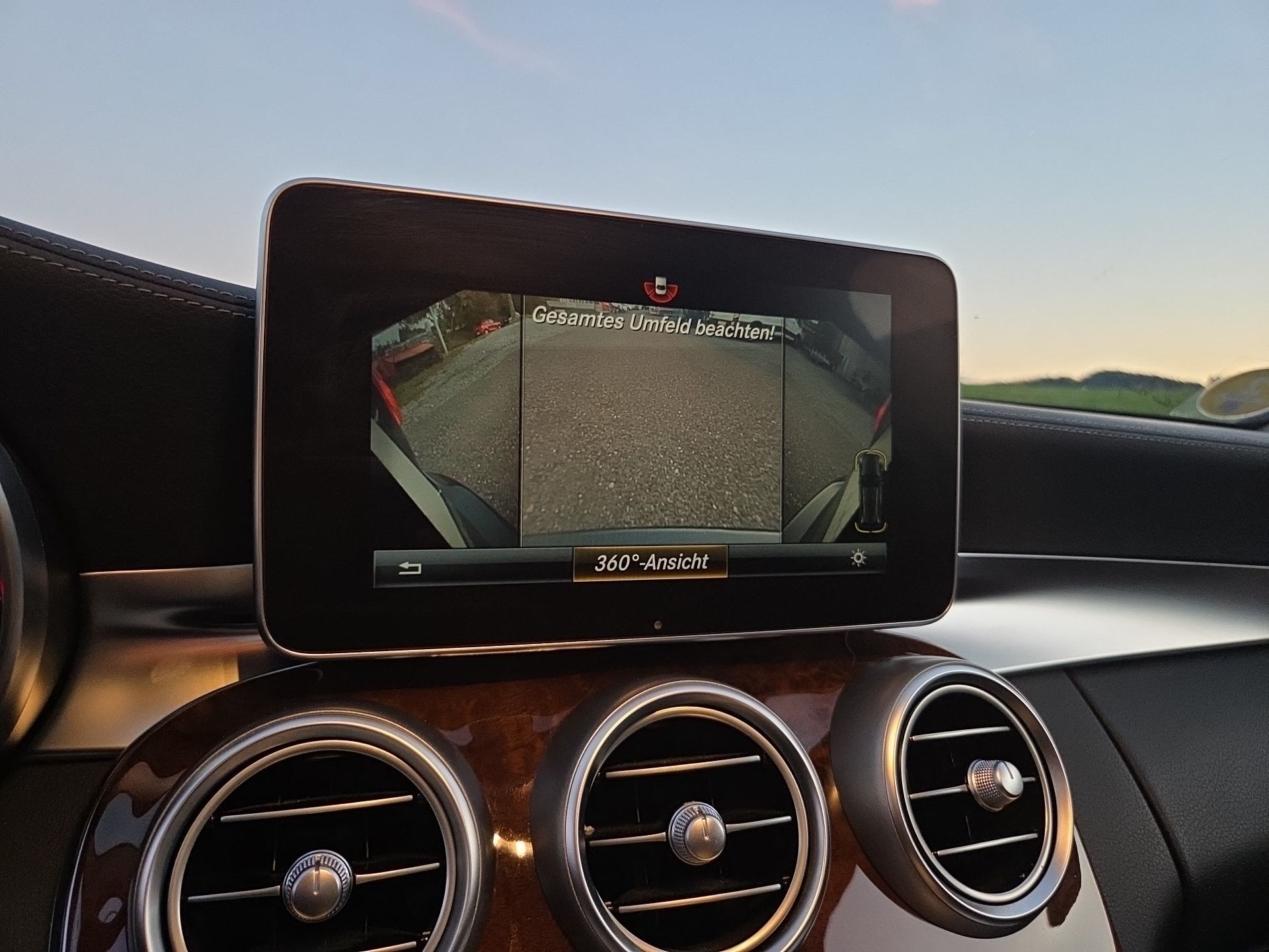 MERCEDES-BENZ C 300 BlueTEC Hybrid Exclusive 7G-Tronic-image-13