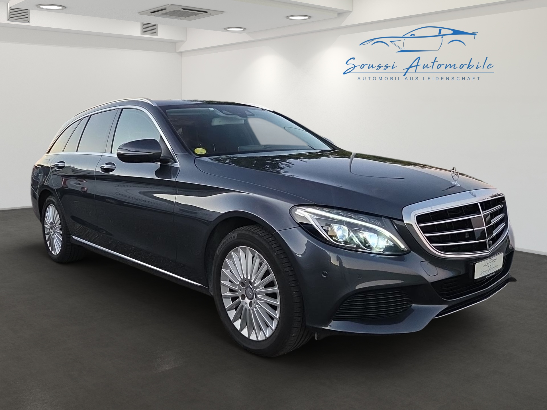 MERCEDES-BENZ C 300 BlueTEC Hybrid Exclusive 7G-Tronic-image-1