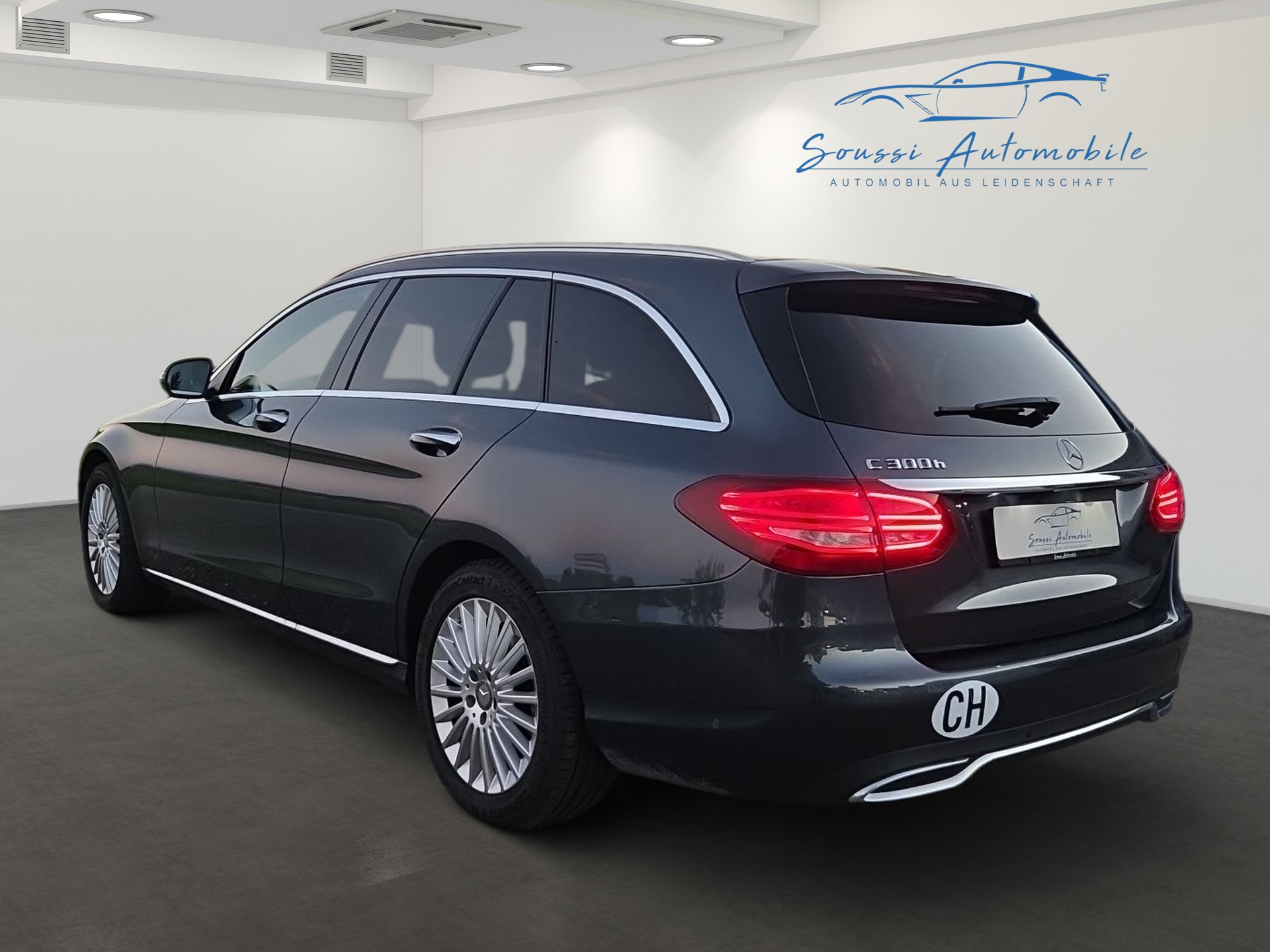 MERCEDES-BENZ C 300 BlueTEC Hybrid Exclusive 7G-Tronic-image-3