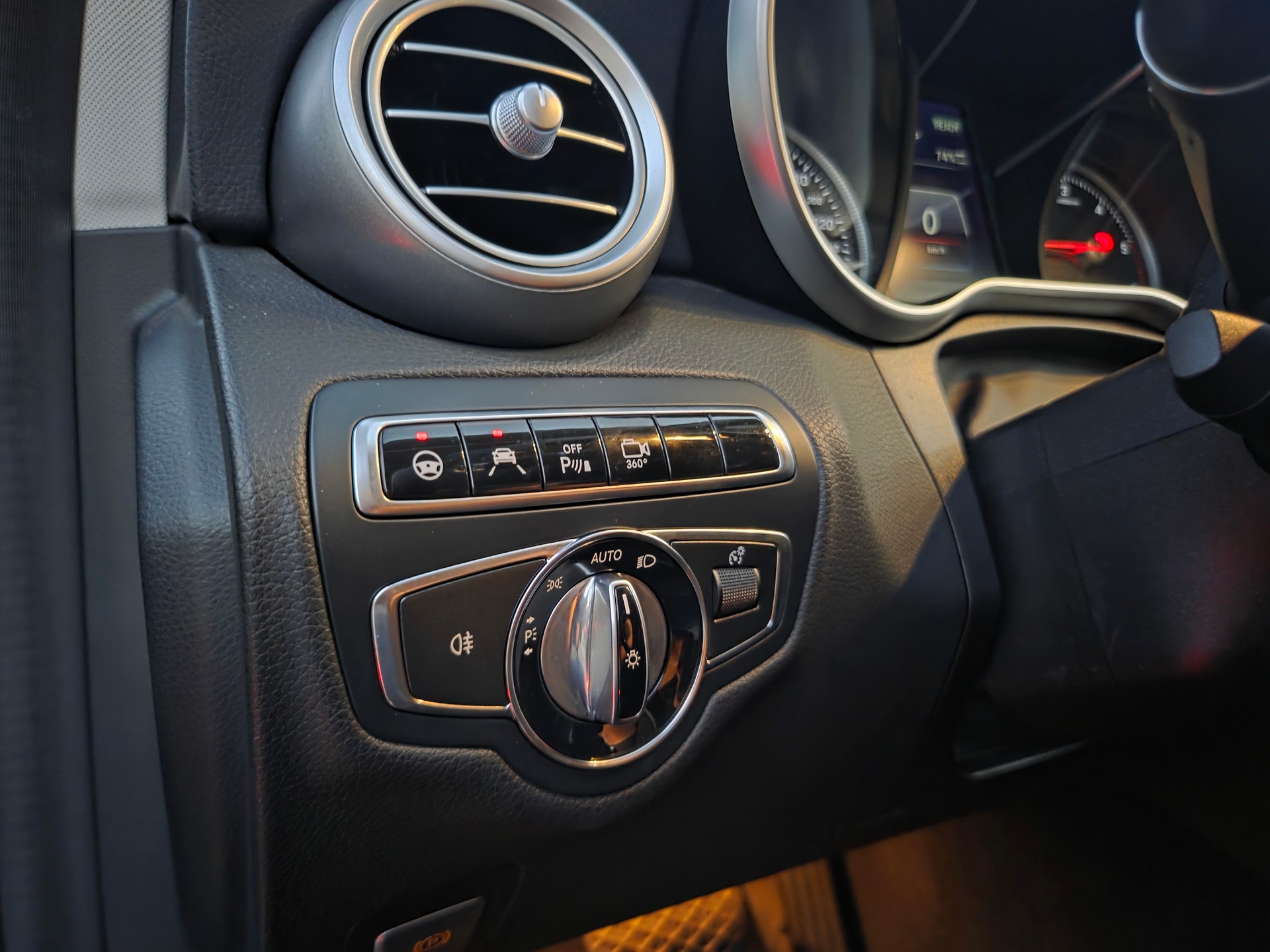 MERCEDES-BENZ C 300 BlueTEC Hybrid Exclusive 7G-Tronic-image-14