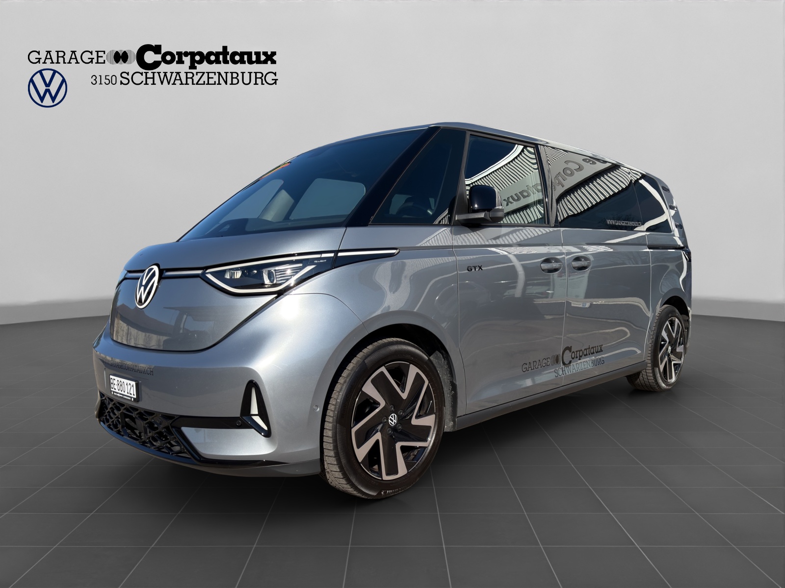 VW ID.Buzz LWB GTX 4 Motion-image-1