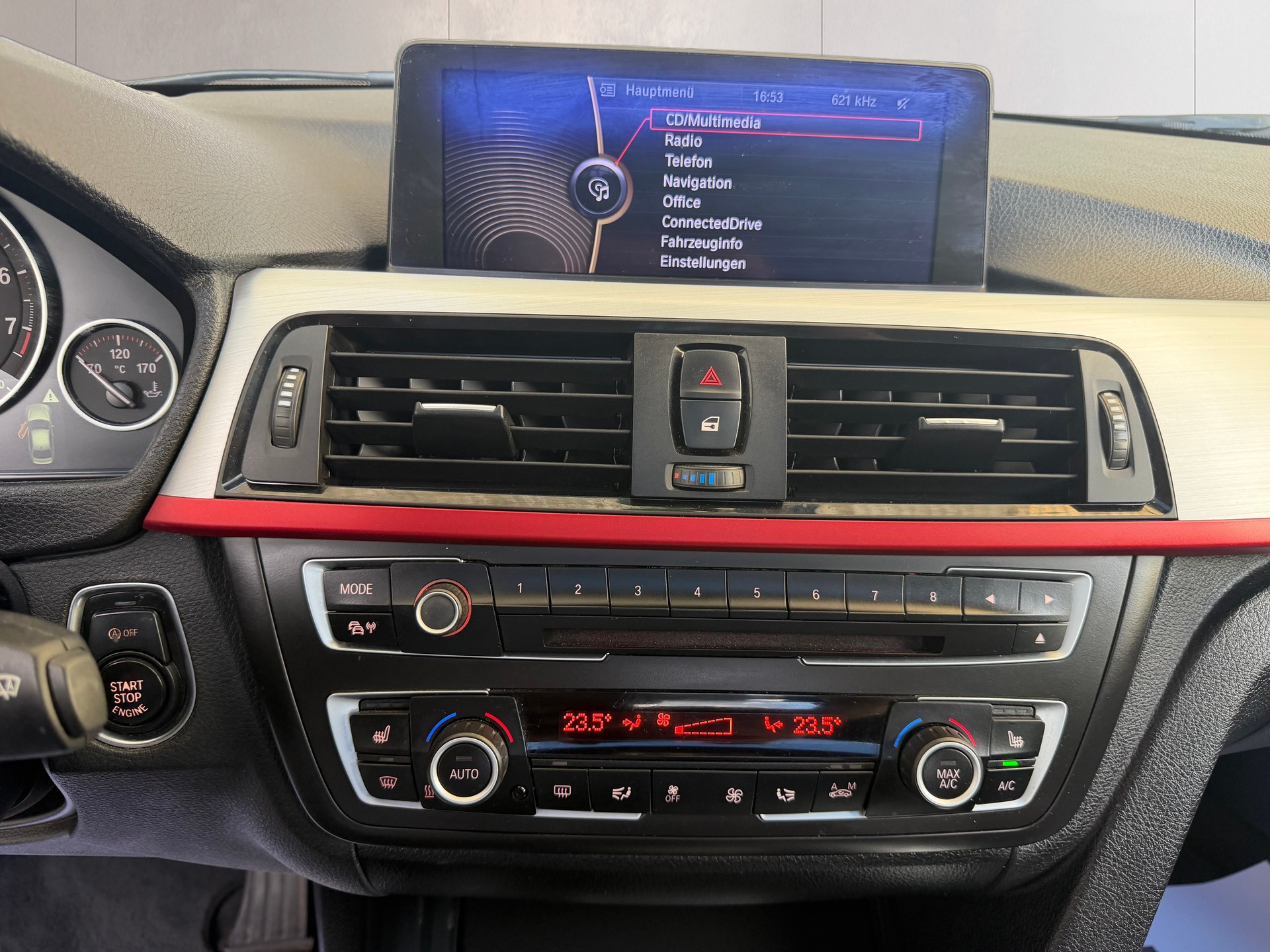 BMW 335i Sport Line Steptronic-image-10