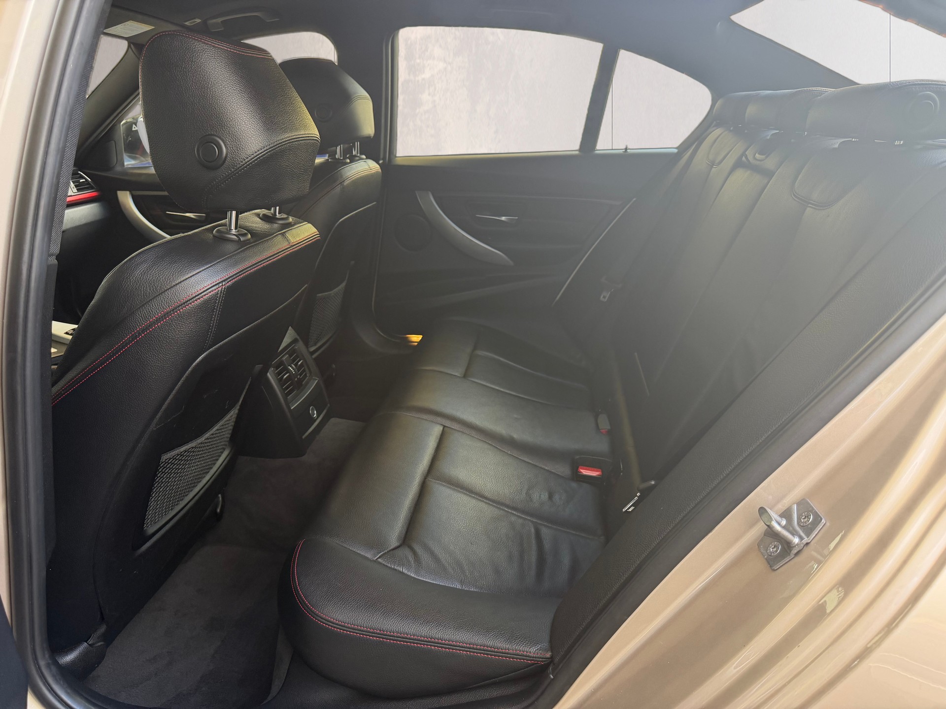 BMW 335i Sport Line Steptronic-image-19
