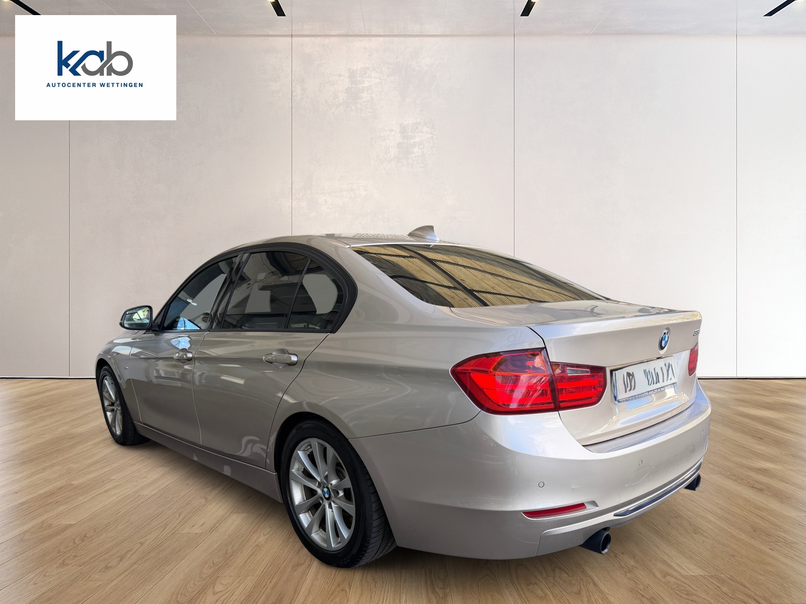 BMW 335i Sport Line Steptronic-image-5