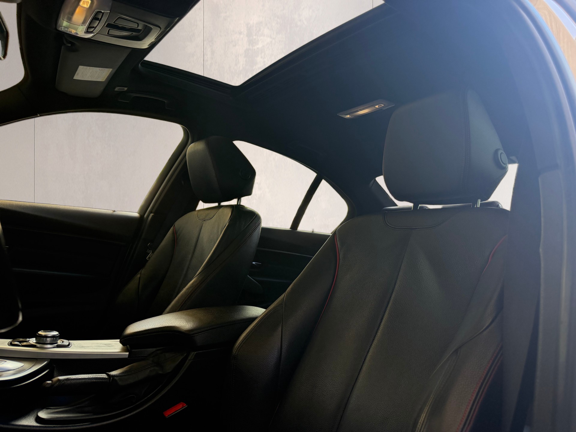 BMW 335i Sport Line Steptronic-image-17