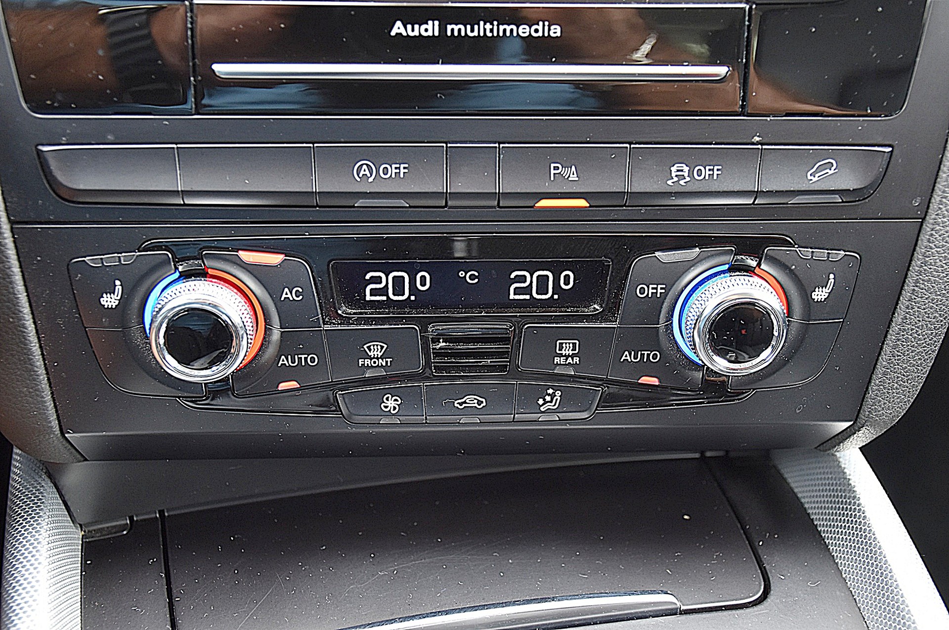 AUDI Q5 2.0 TDI quattro S-tronic-image-13