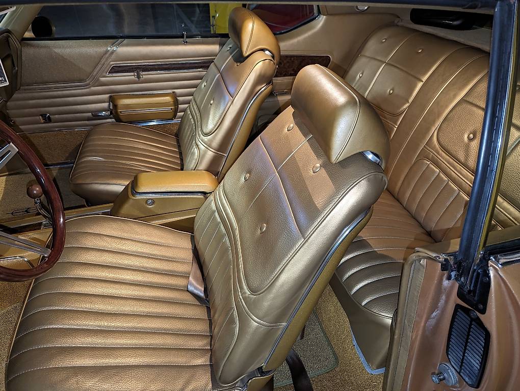 OLDSMOBILE CUTLASS-image-4