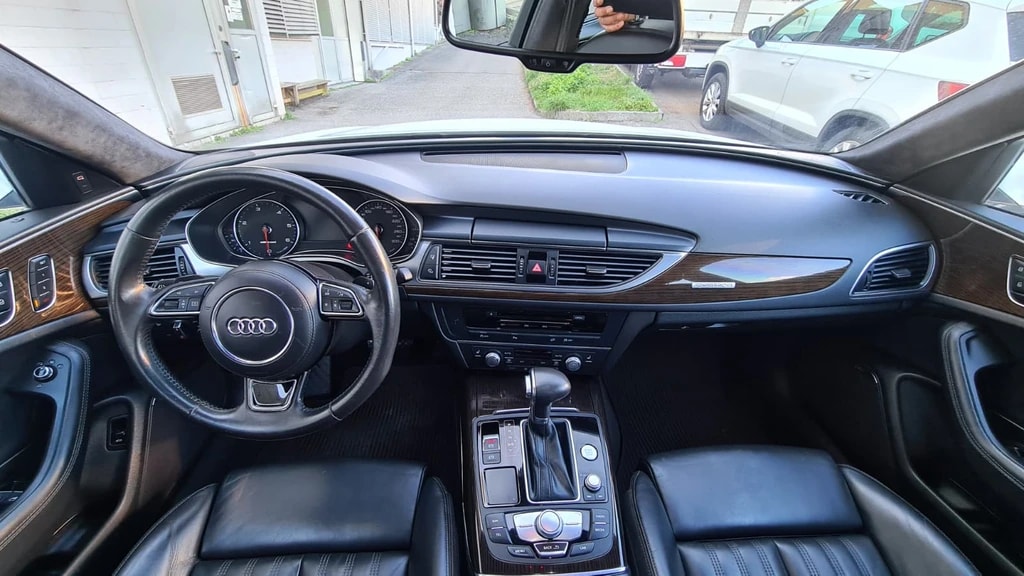 AUDI A6 allroad 3.0 TDI V6 quattro S-tronic ** 245 PS ** Voll-Leder ** Gr-Navi ** RF-Kamera ** Panorama-Glasdach ** Frisch Ab MFK-image-14