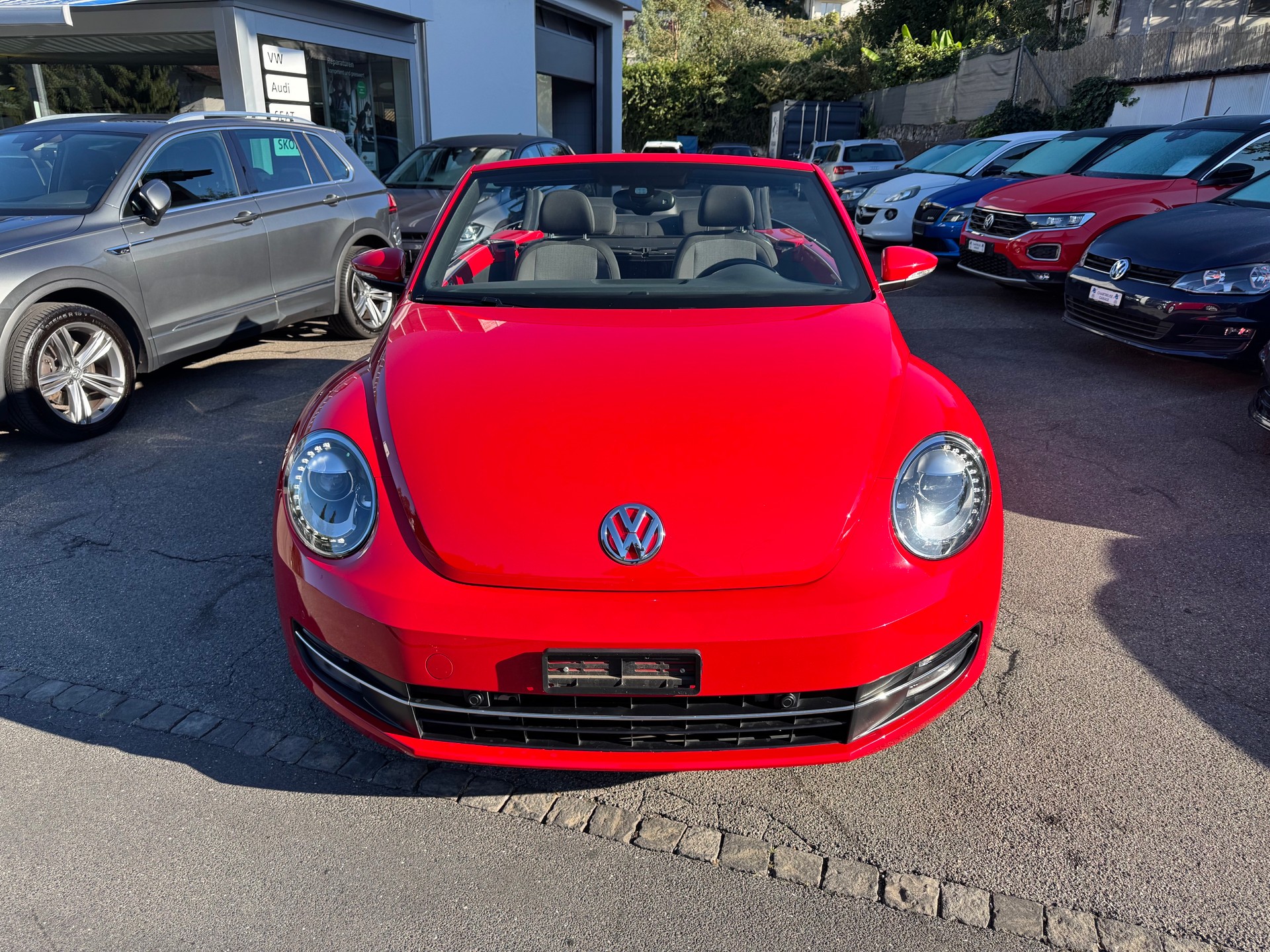 VW Beetle Cabrio 1.2 TSI BMT Design DSG-image-3