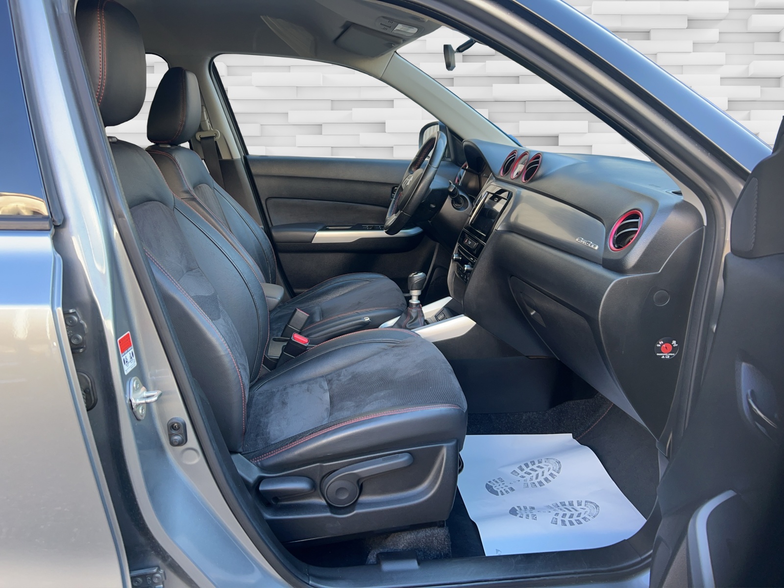 SUZUKI Vitara 1.4 Boosterjet Piz Sulai Top-image-9