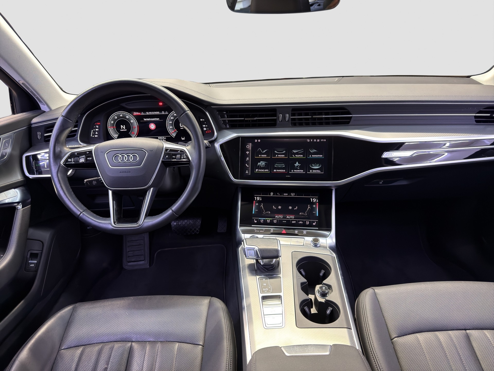AUDI A6 Avant 45 TFSI Design S-tronic-image-6