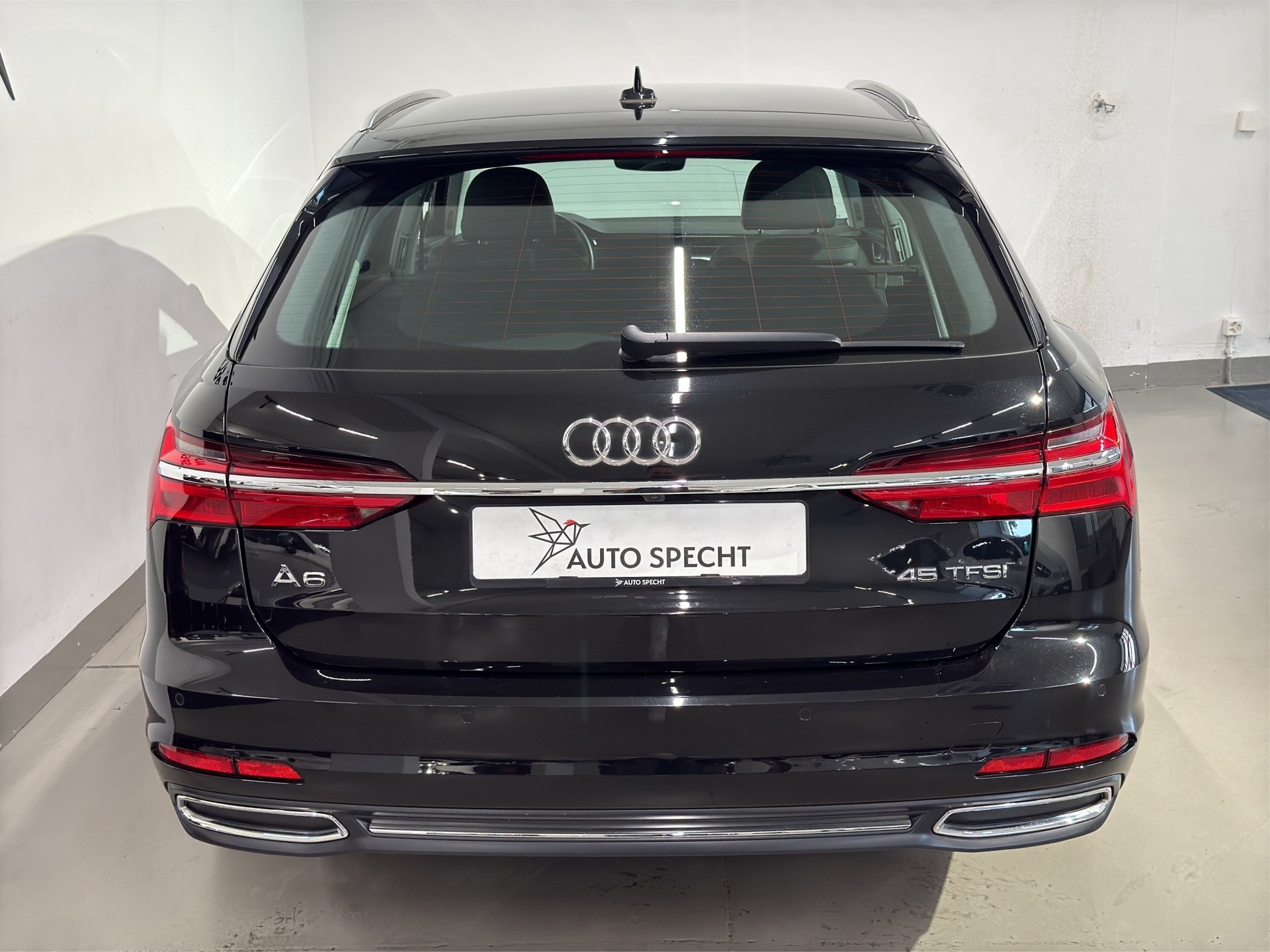 AUDI A6 Avant 45 TFSI Design S-tronic-image-5