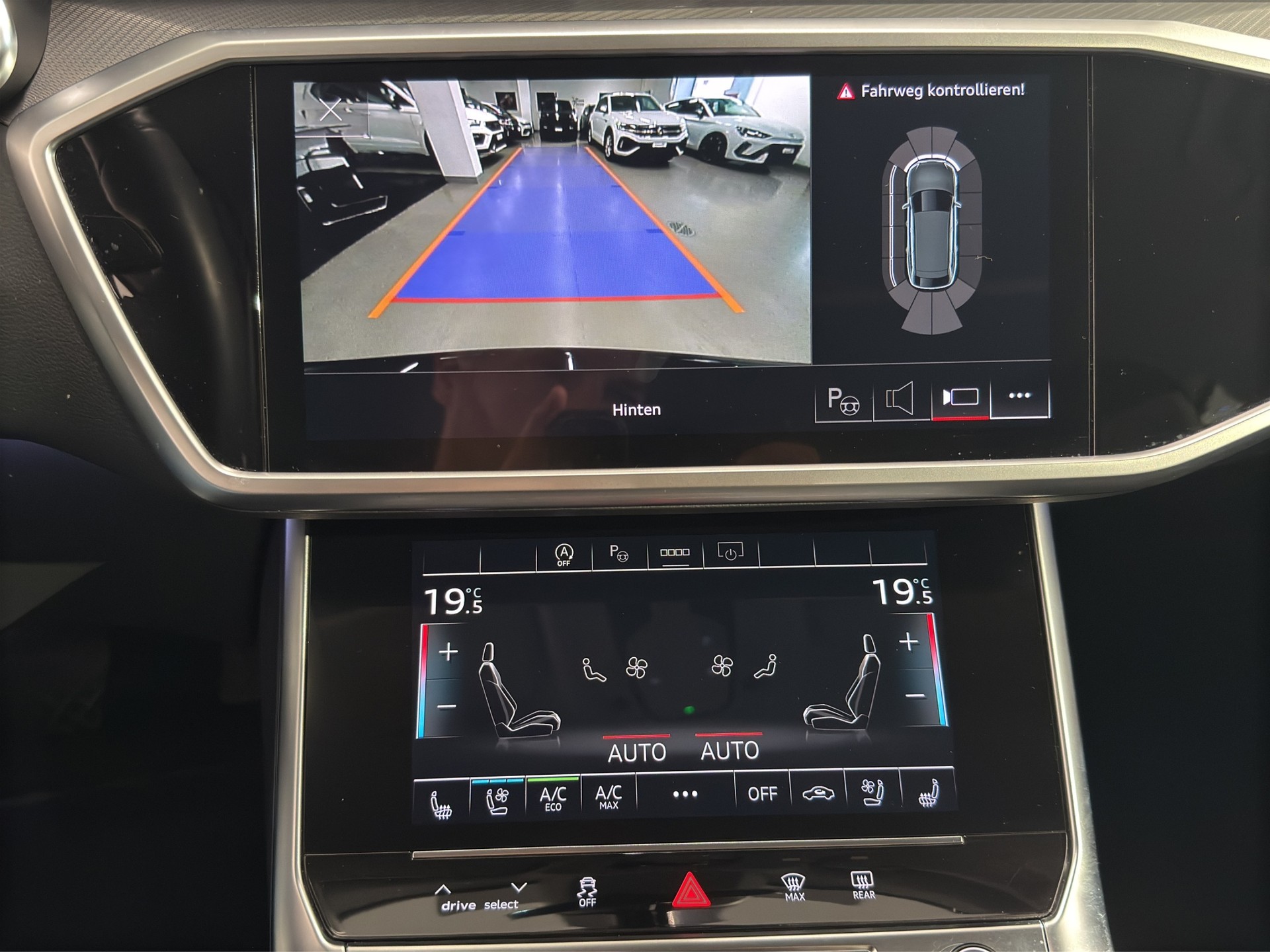 AUDI A6 Avant 45 TFSI Design S-tronic-image-15