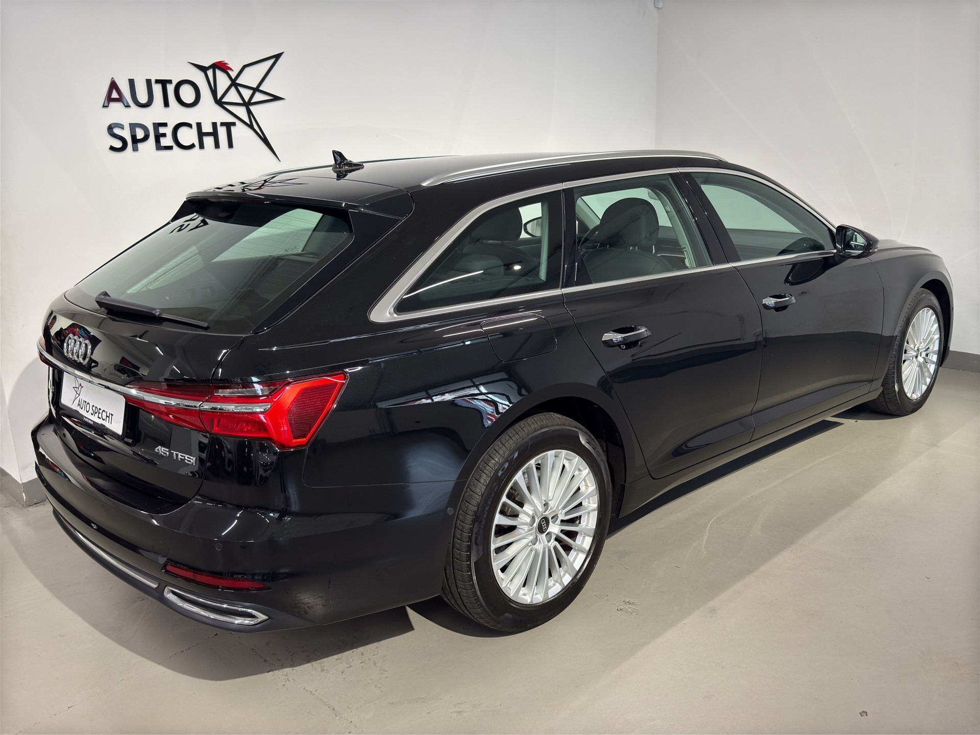 AUDI A6 Avant 45 TFSI Design S-tronic-showroom-element-3
