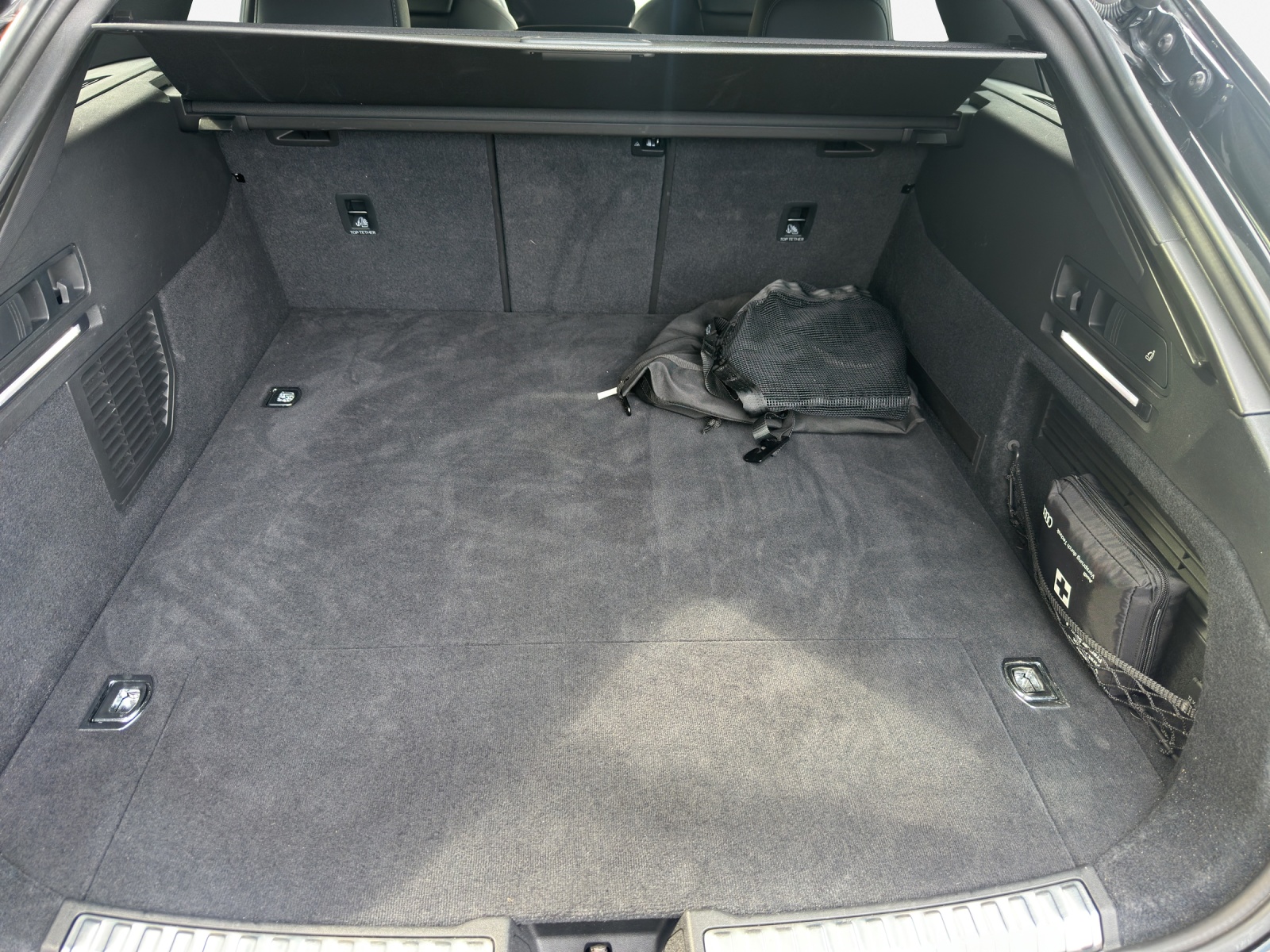 AUDI A6 Avant e-hybrid quattro 220 kW S tronic-image-12