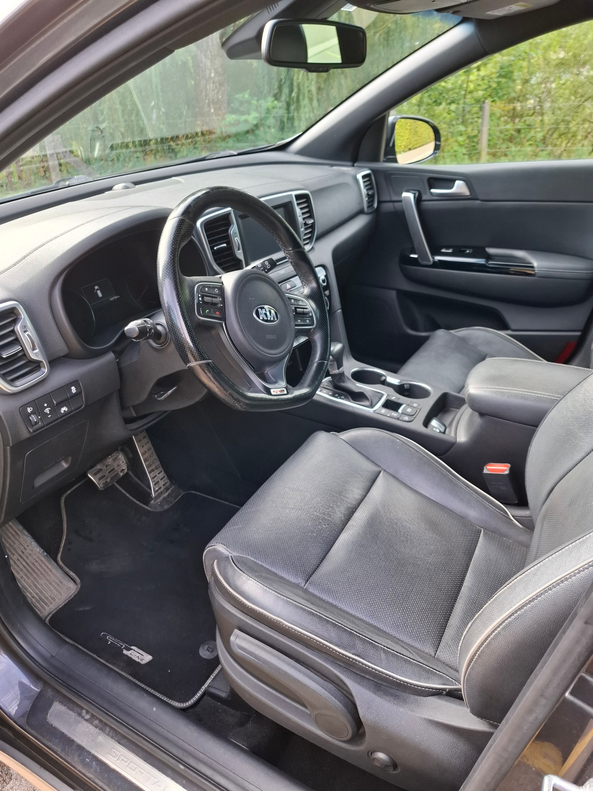 KIA 1.6 T-GDi Style GT Line 4WD-image-3