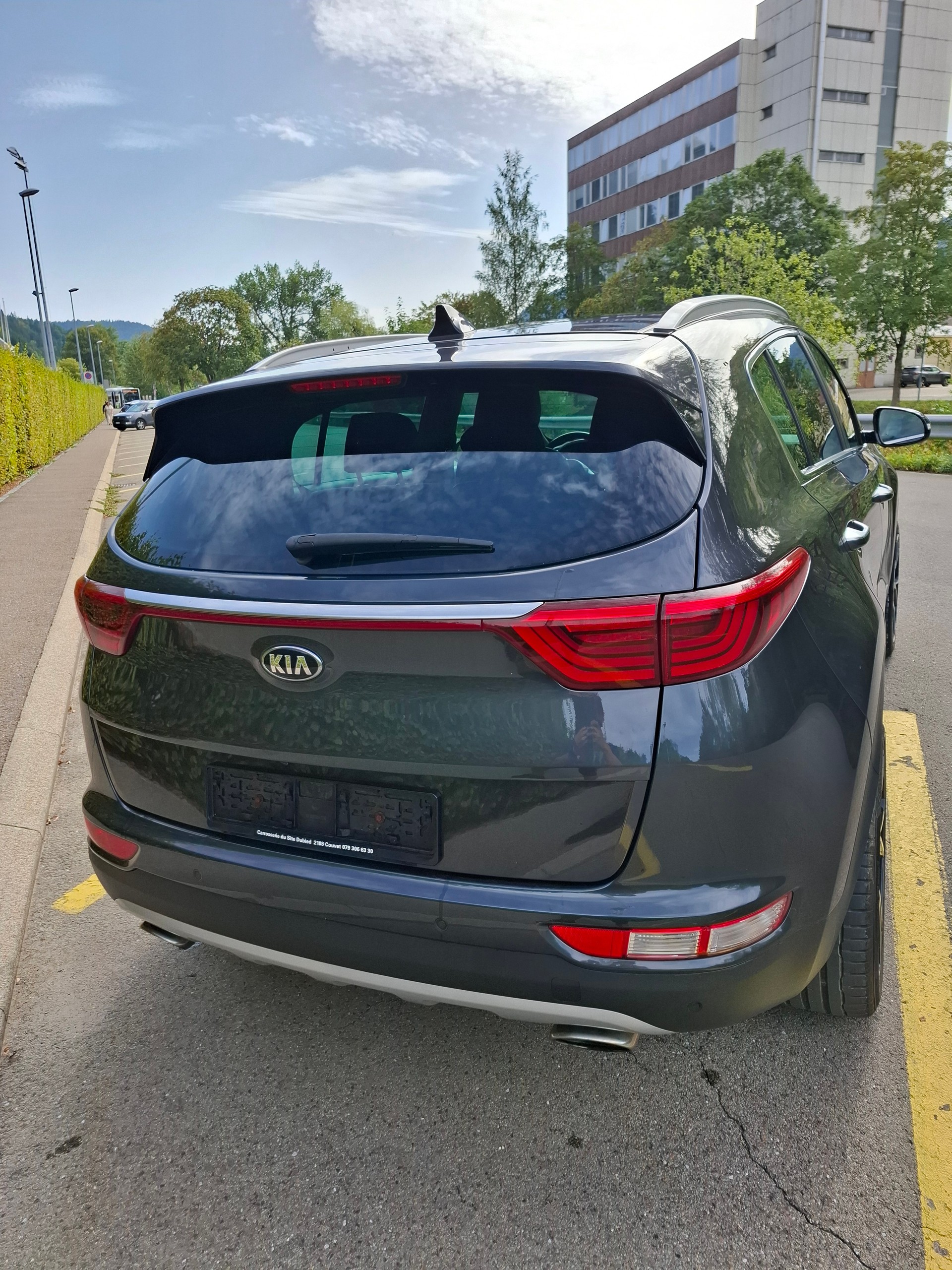 KIA 1.6 T-GDi Style GT Line 4WD-image-2