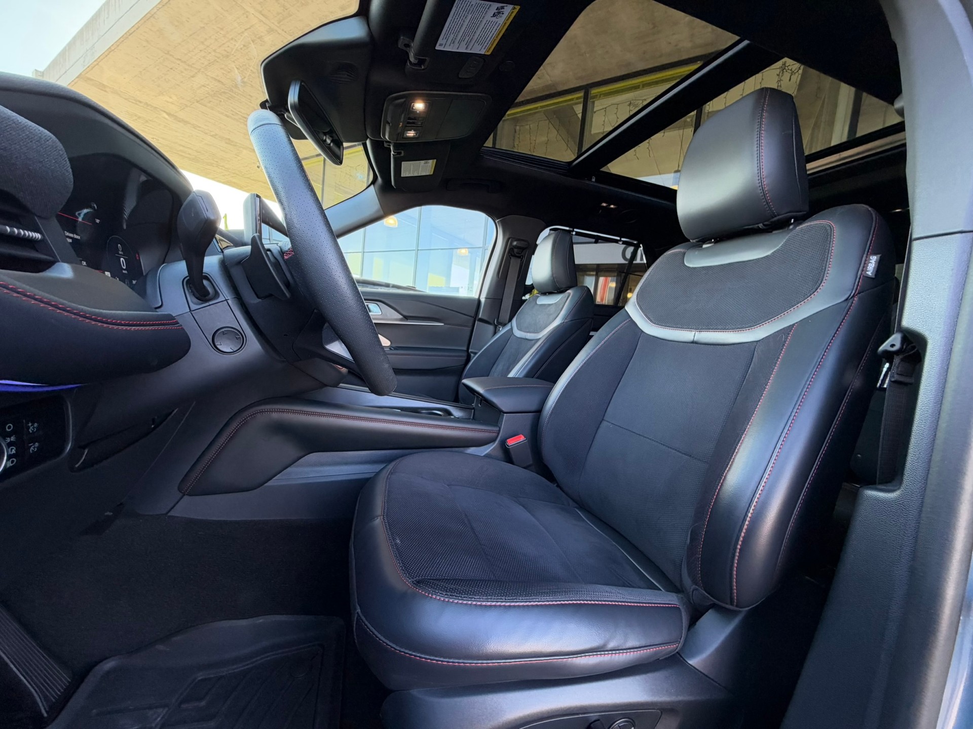 FORD Explorer ST - US Version Direktimport mit vielen coolen Extras drin-image-7