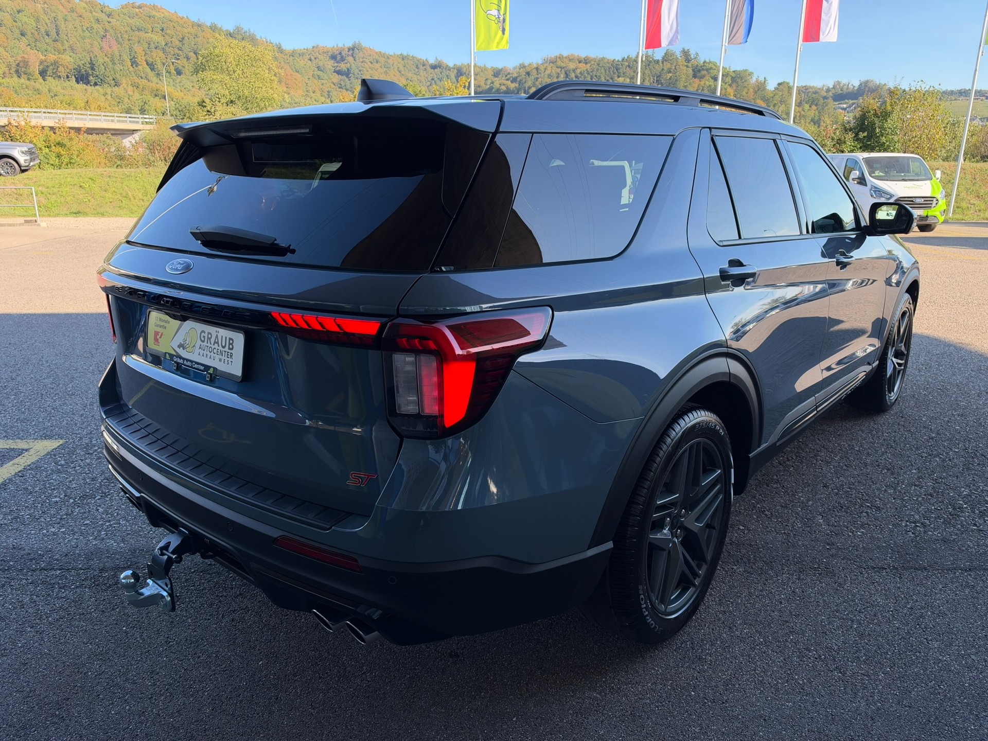FORD Explorer ST - US Version Direktimport mit vielen coolen Extras drin-image-5