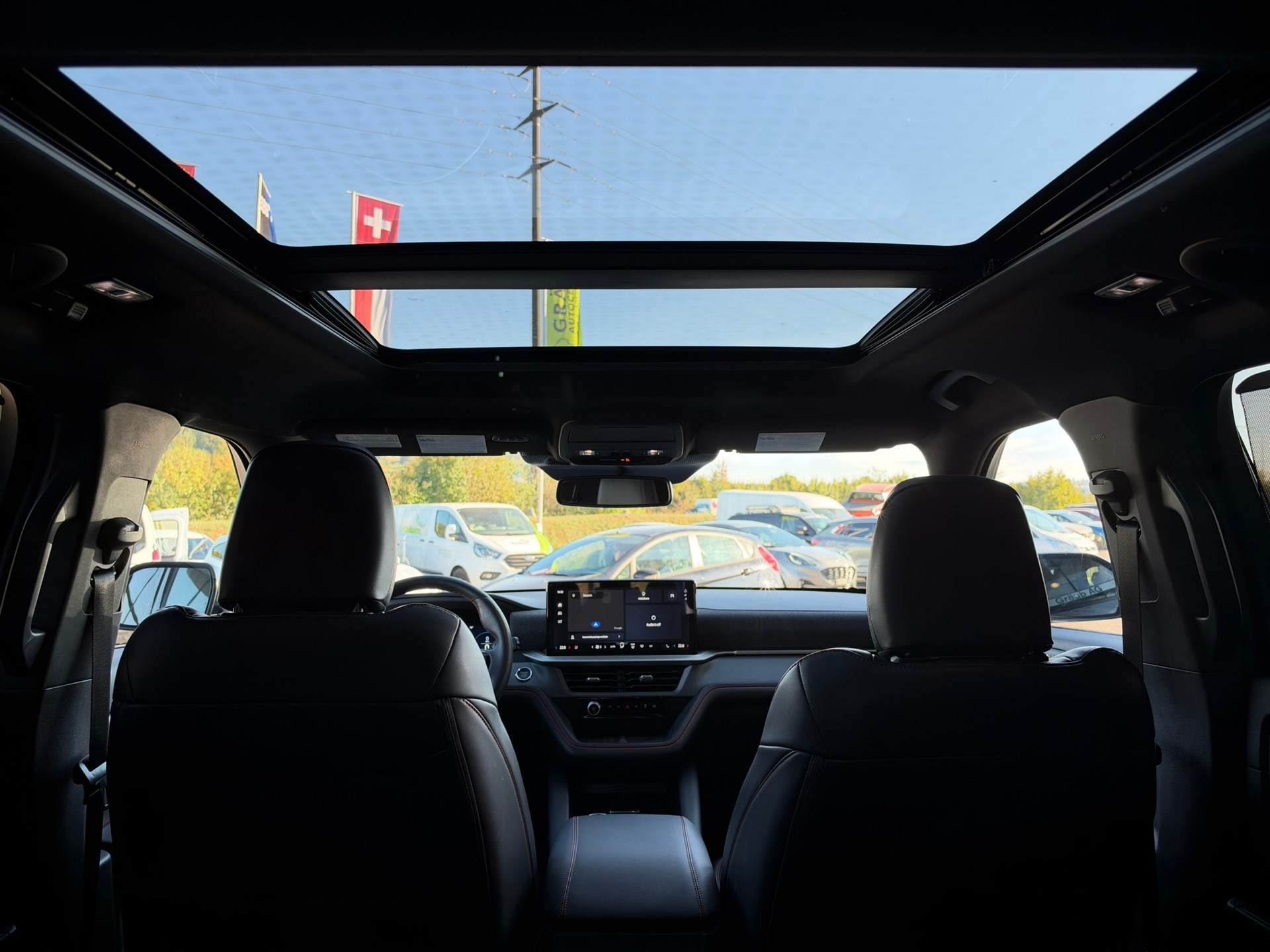 FORD Explorer ST - US Version Direktimport mit vielen coolen Extras drin-image-11