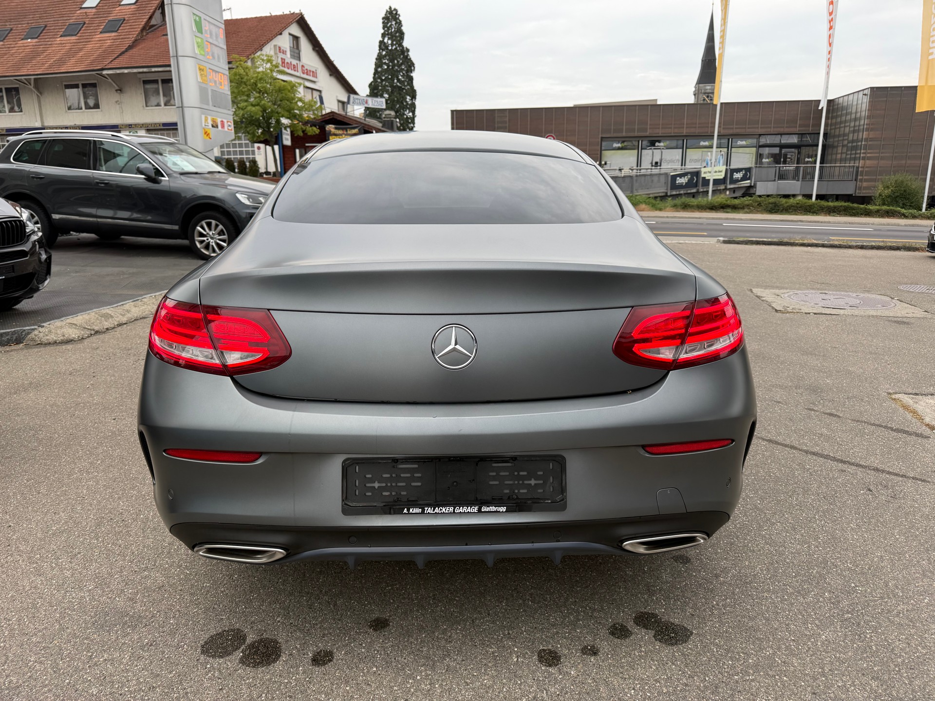 MERCEDES-BENZ C 250 Coupé AMG Line 9G-tronic-image-3