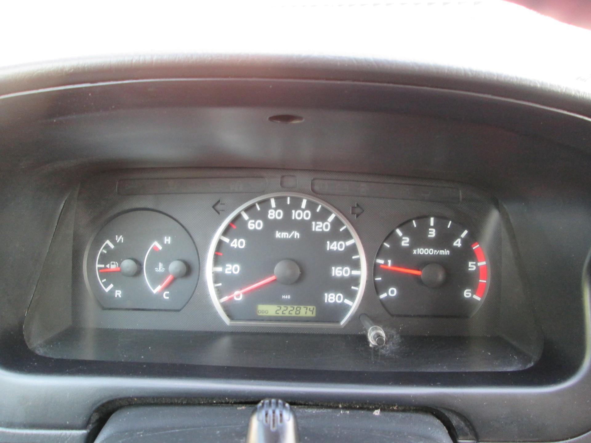 TOYOTA Hiace D-4D Van SWB-image-11